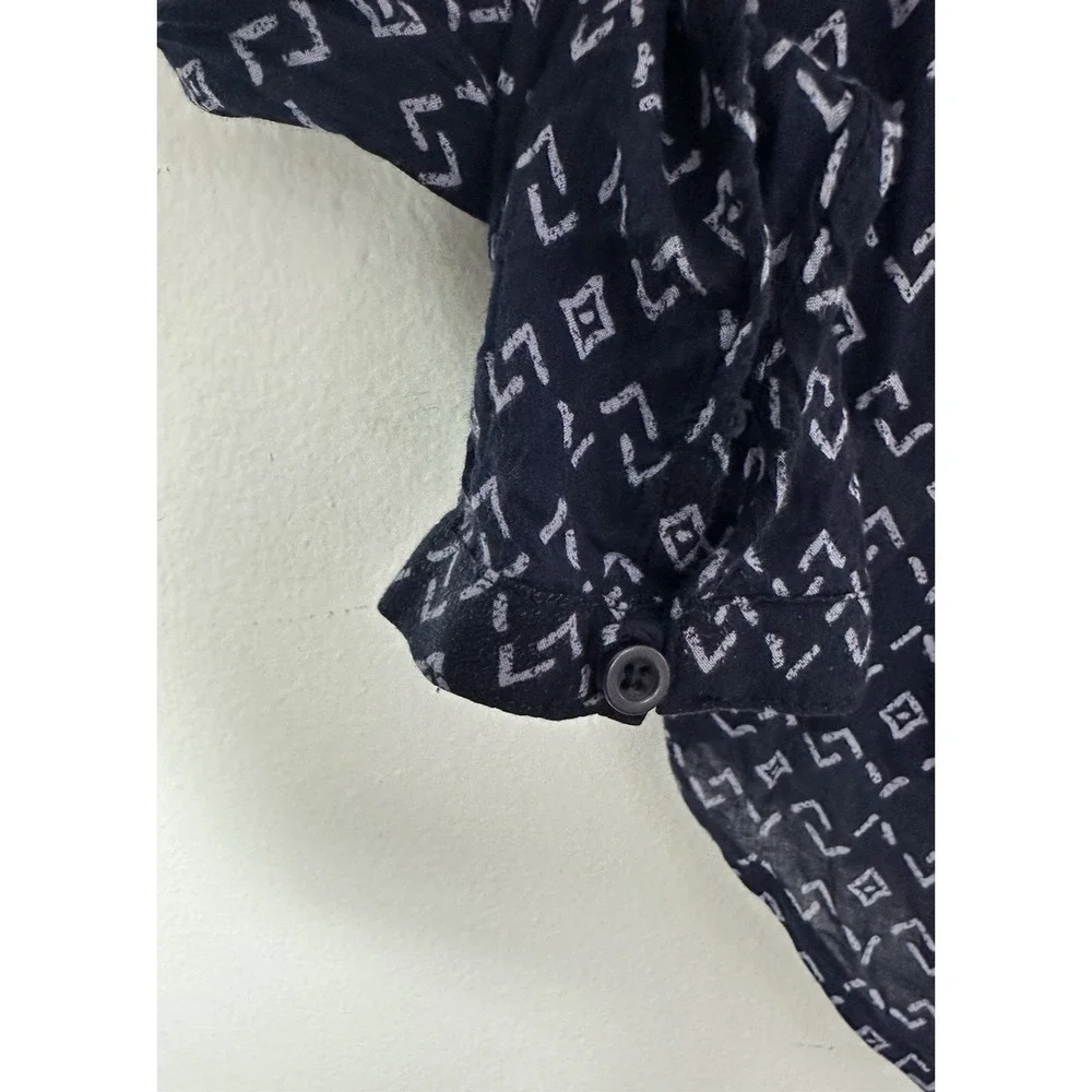 Cloth & Stone Button Up Top Womens Medium Blue Geometric Soft Lightweight Pocket - Picture 5 of 7